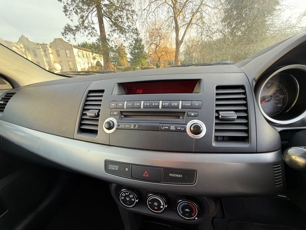 Used Mitsubishi Lancer 2010 for sale - 77122067: Photo 28