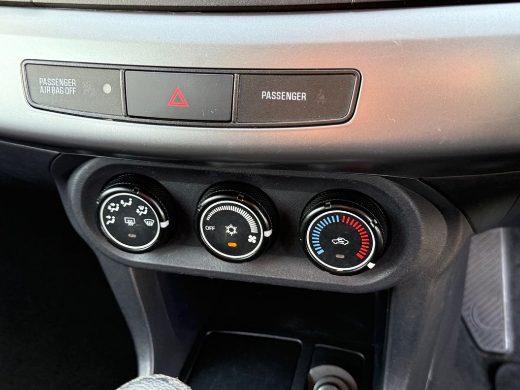 Used Mitsubishi Lancer 2010 for sale - 77122067: Photo 29