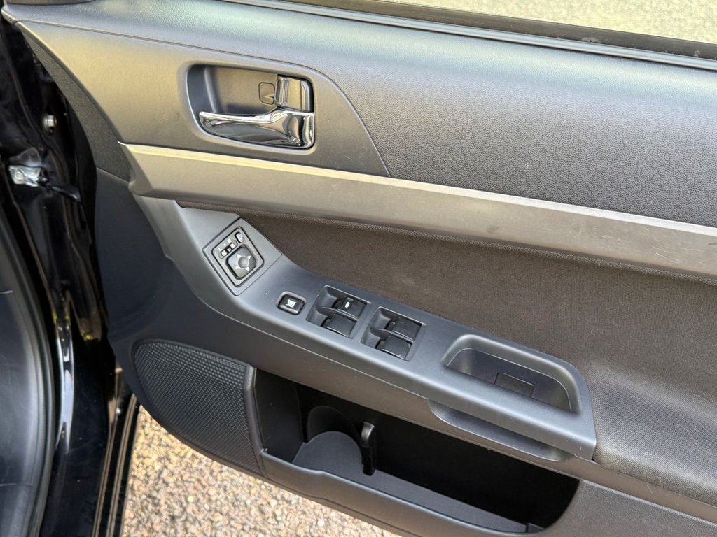 Used Mitsubishi Lancer 2010 for sale - 77122067: Photo 30