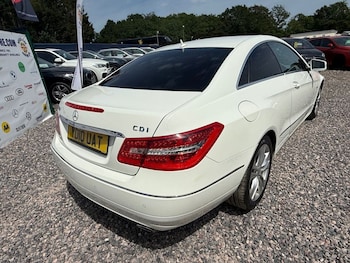 Used Mercedes-Benz E Class 2010 for sale - 78758230: Photo