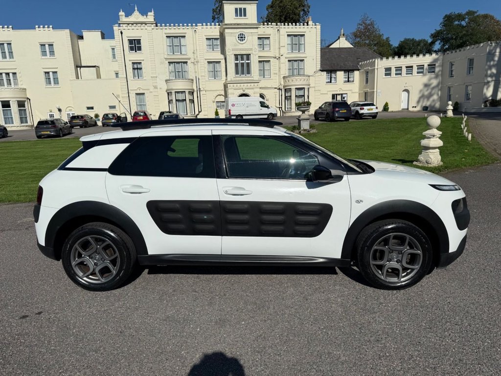 Used Citroen C4 Cactus 2015 for sale - 76010417: Photo 2