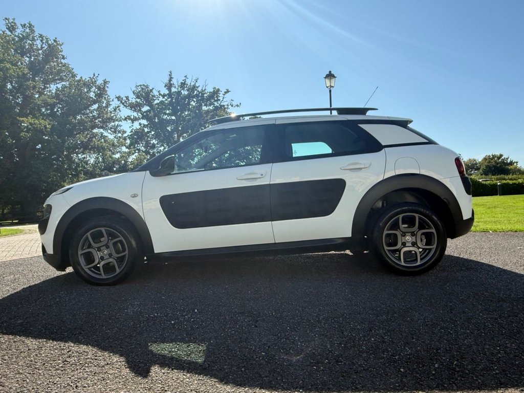 Used Citroen C4 Cactus 2015 for sale - 76010417: Photo 8