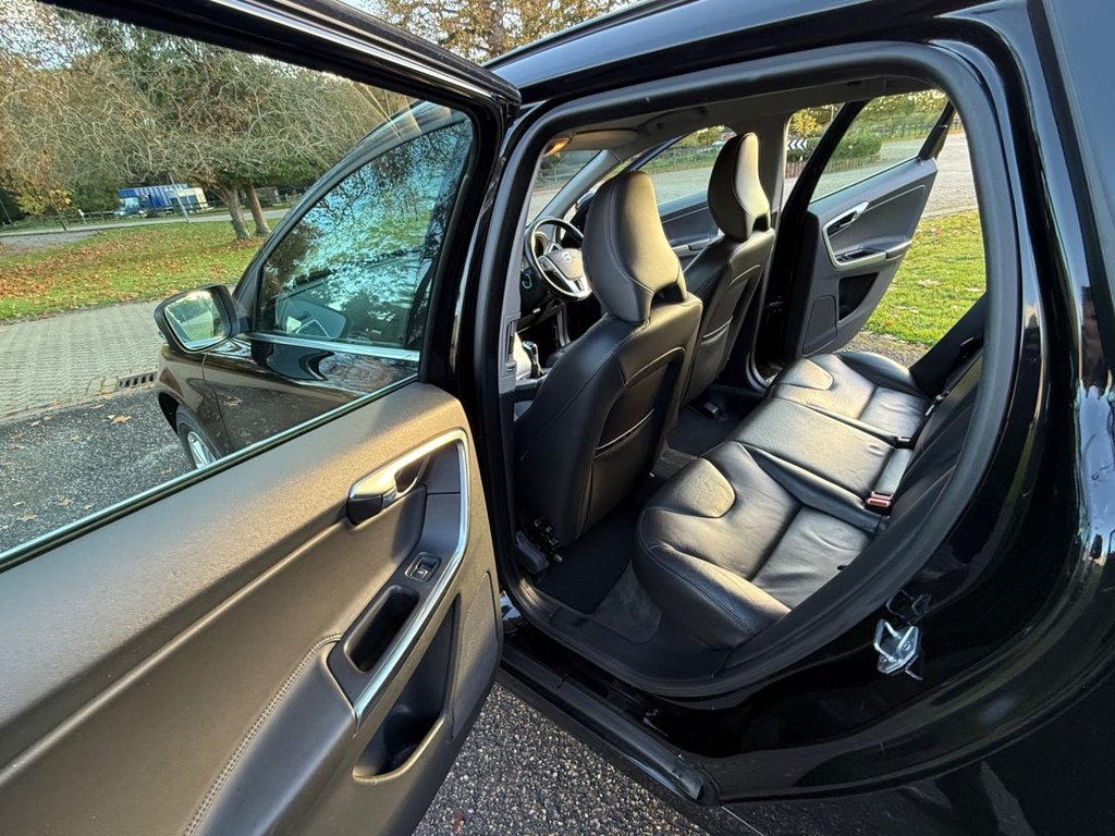 Used Volvo XC60 2017 for sale - 76520774: Photo 24