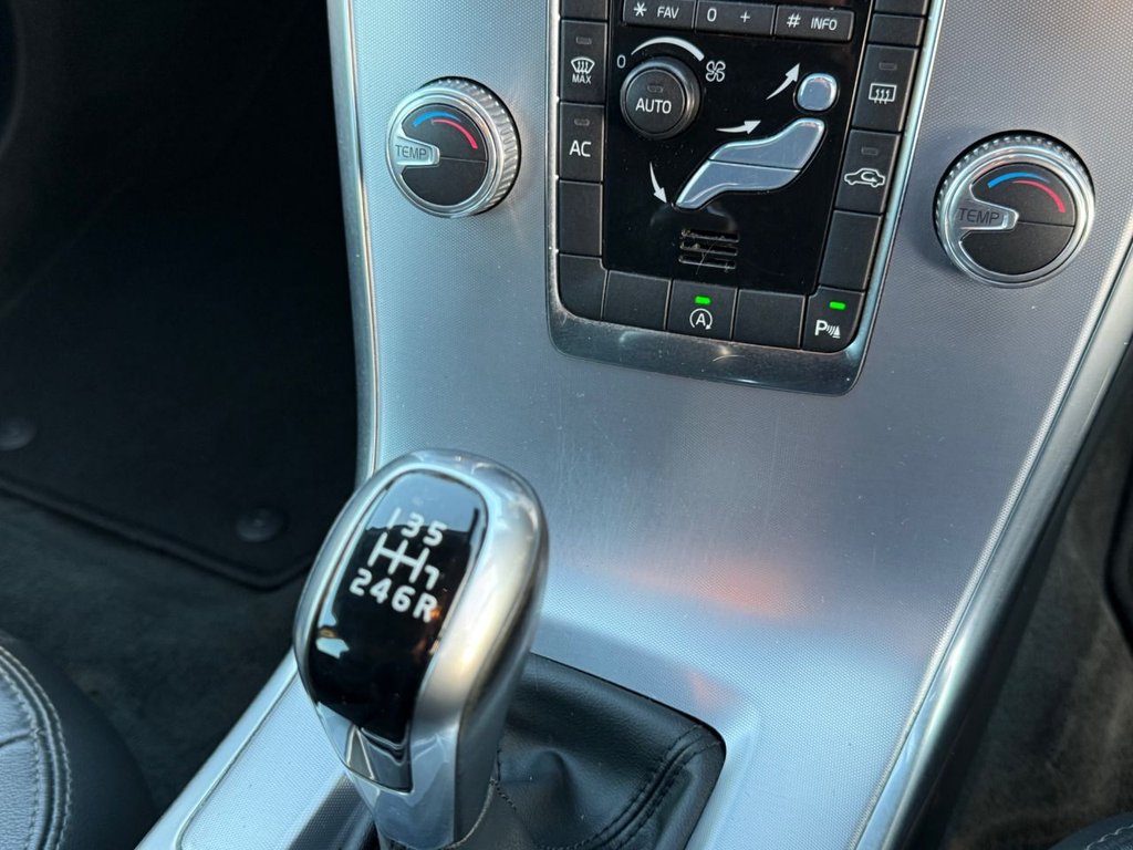 Used Volvo XC60 2017 for sale - 76520774: Photo 33