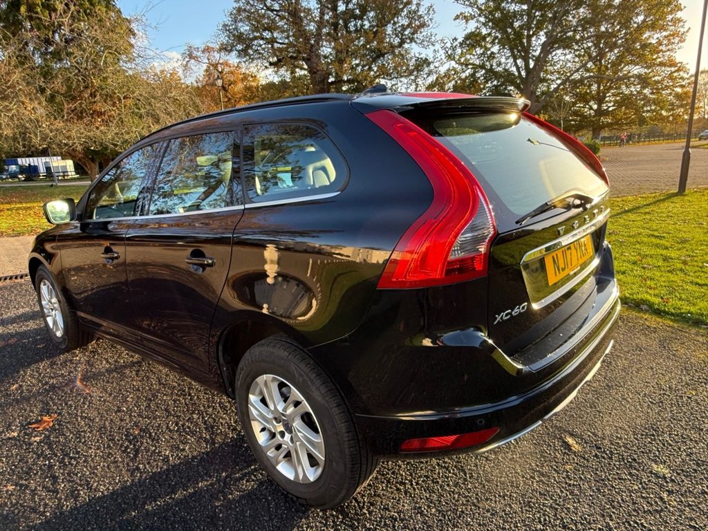 Used Volvo XC60 2017 for sale - 76520774: Photo 9