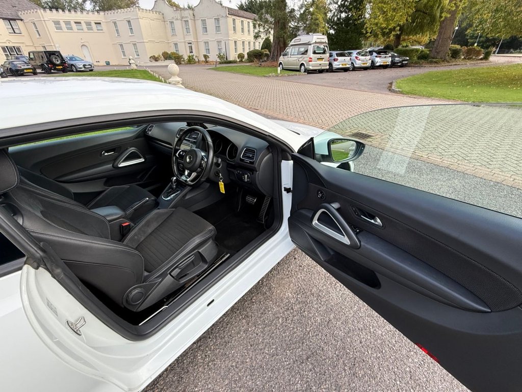 Used Volkswagen Scirocco 2017 for sale - 76255998: Photo 24