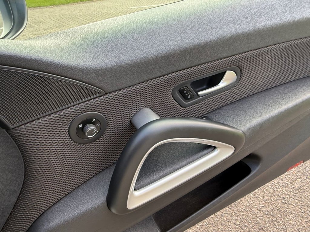 Used Volkswagen Scirocco 2017 for sale - 76255998: Photo 26