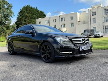 Used Mercedes-Benz C-Class 2011 for sale - 75456462: Photo