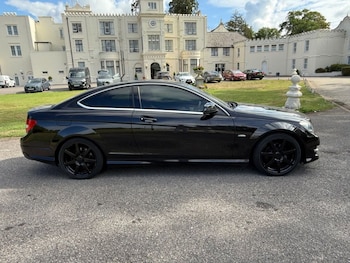 Used Mercedes-Benz C-Class 2011 for sale - 75456462: Photo