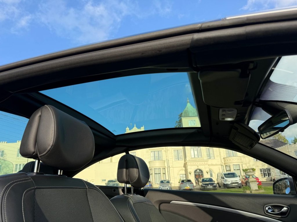 Used Renault Megane 2012 for sale - 76901056: Photo 9