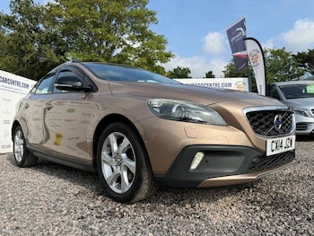 Used Volvo V40 2014 for sale - 79305617: Photo