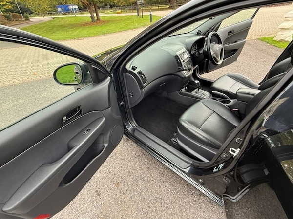 Used Hyundai i30 2010 for sale - 76304250: Photo 15