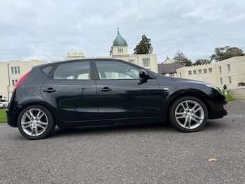 Used Hyundai i30 2010 for sale - 76304250: Photo 3