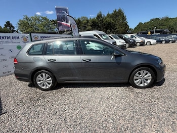 Used Volkswagen Golf 2017 for sale - 79191288: Photo