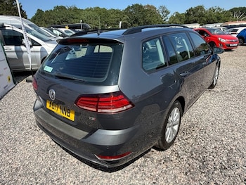 Used Volkswagen Golf 2017 for sale - 79191288: Photo