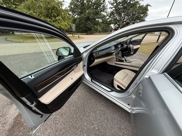 Used BMW 7 Series 2010 for sale - 75693328: Photo 20