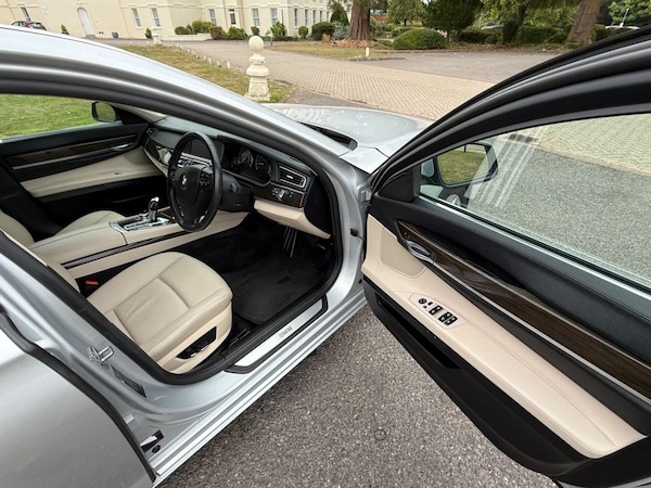 Used BMW 7 Series 2010 for sale - 75693328: Photo 27