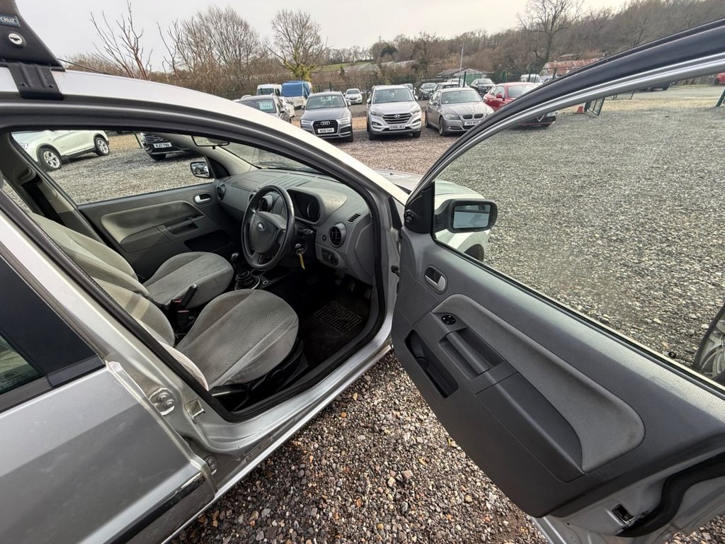 Used Ford Fusion 2006 for sale - 77593833: Photo 6