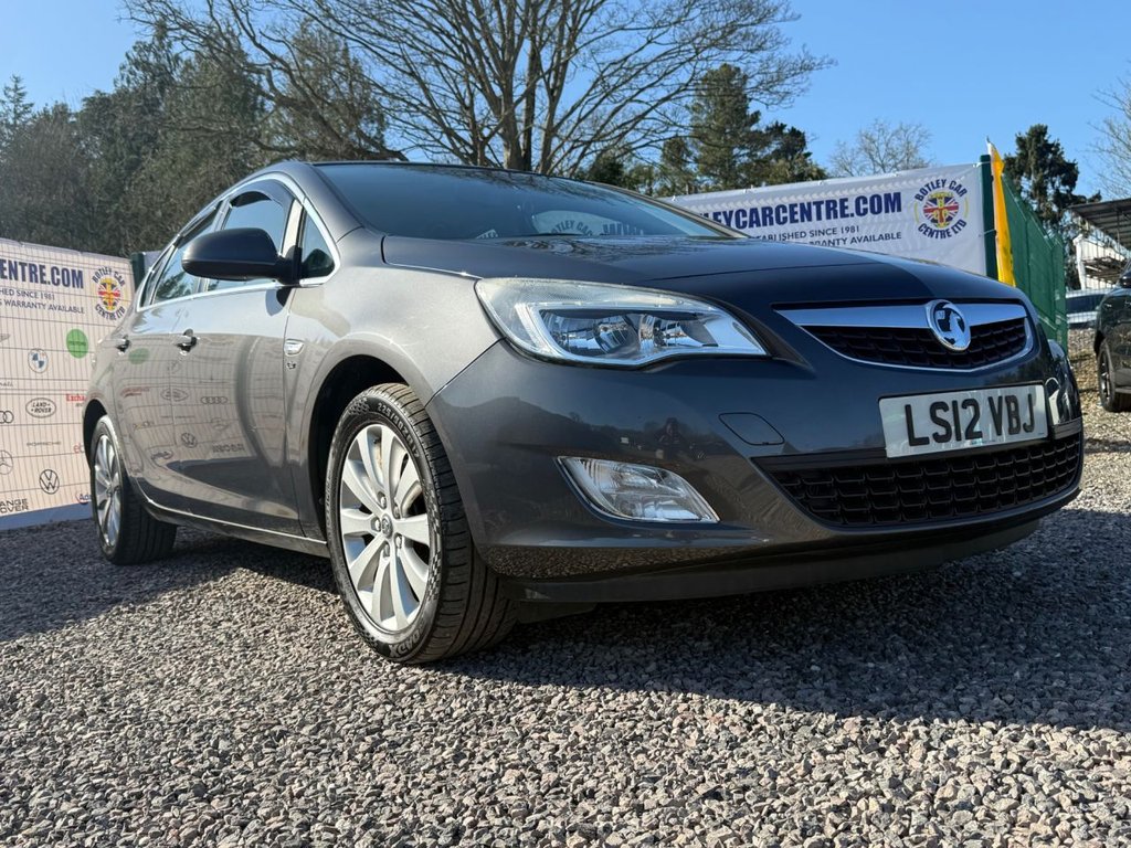 Used Vauxhall Astra 2012 for sale - 77981451: Photo 2