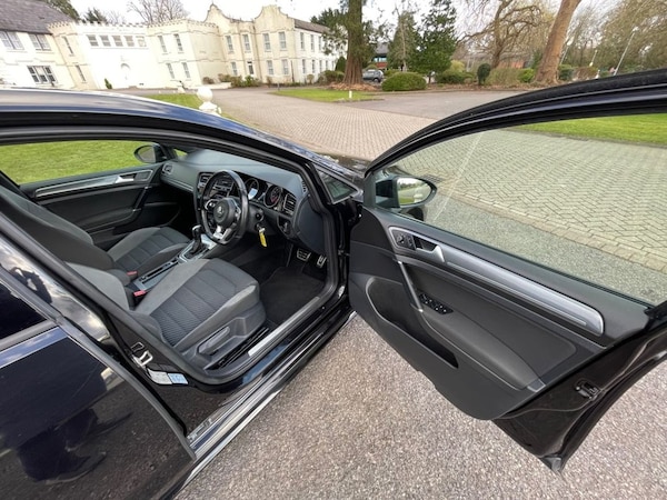 Used Volkswagen Golf 2019 for sale - 73990734: Photo 25