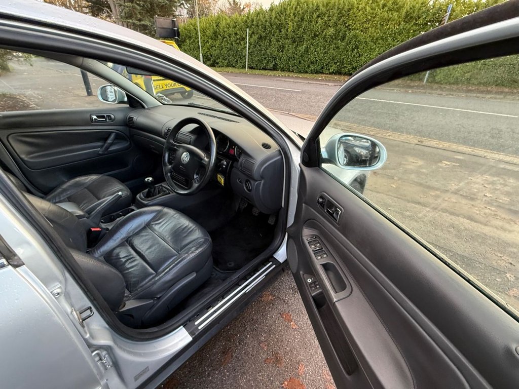 Used Volkswagen Passat 2004 for sale - 76882980: Photo 6