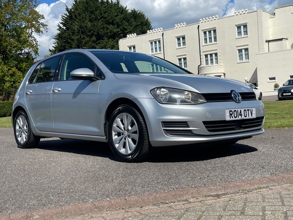 Used Volkswagen Golf 2014 for sale - 77226894: Photo 2