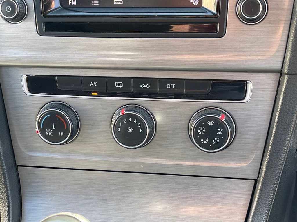 Used Volkswagen Golf 2014 for sale - 77226894: Photo 32