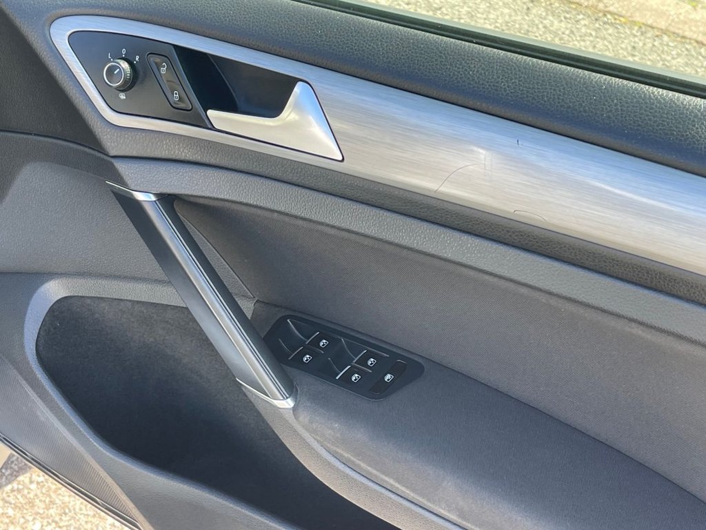 Used Volkswagen Golf 2014 for sale - 77226894: Photo 37