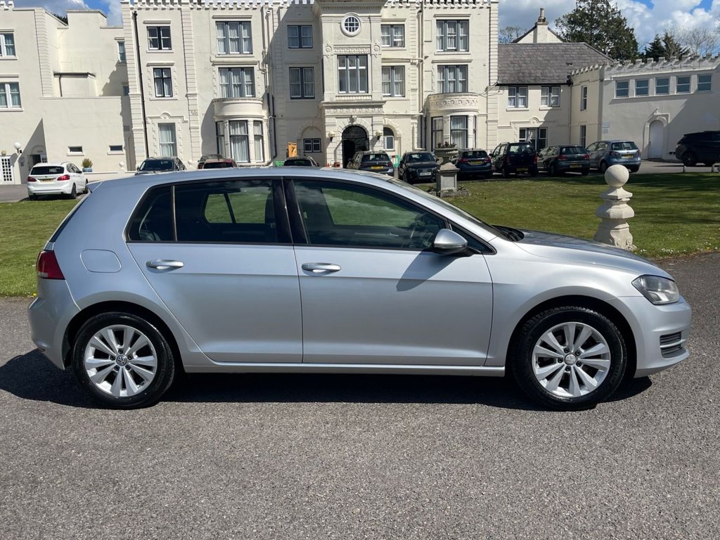 Used Volkswagen Golf 2014 for sale - 77226894: Photo 5