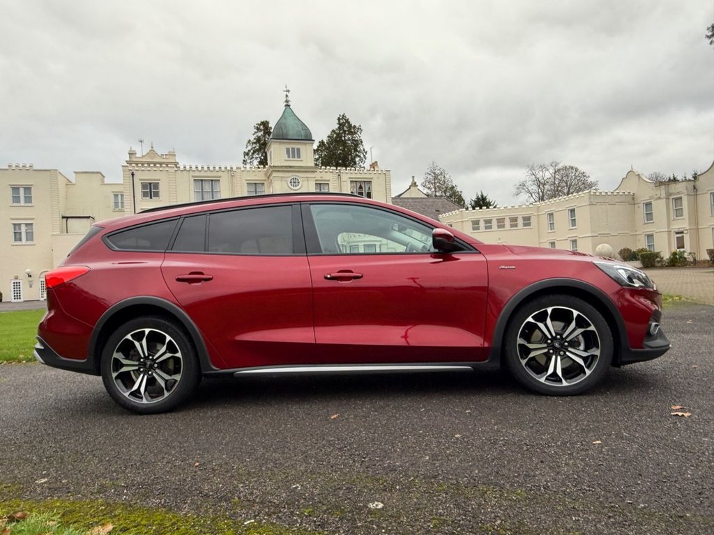 Used Ford Focus 2019 for sale - 76691379: Photo 3