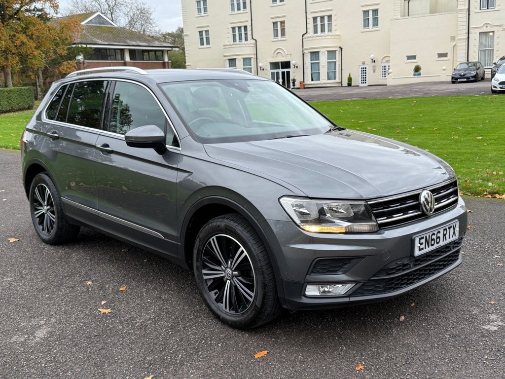 Used Volkswagen Tiguan 2016 for sale - 76546830: Photo 1