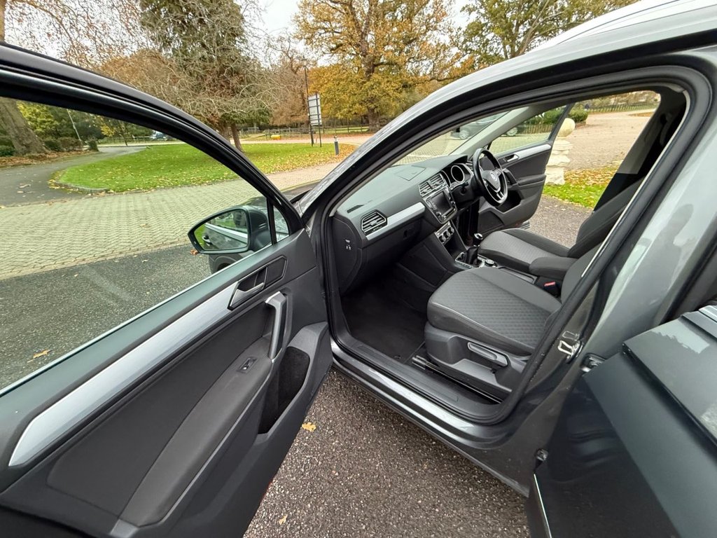 Used Volkswagen Tiguan 2016 for sale - 76546830: Photo 30