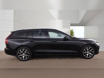 Used Volvo V60 2020 for sale - 78798059: Photo