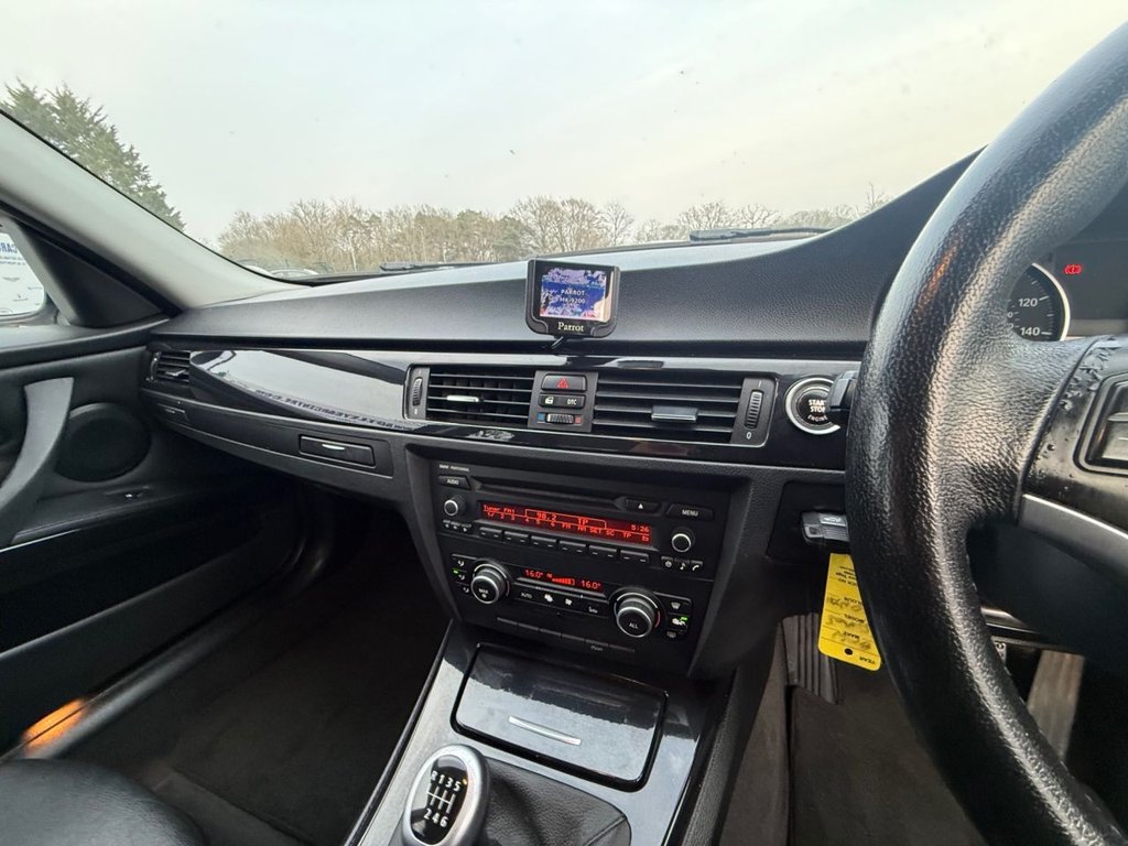 Used BMW 3 Series 2010 for sale - 77995367: Photo 18