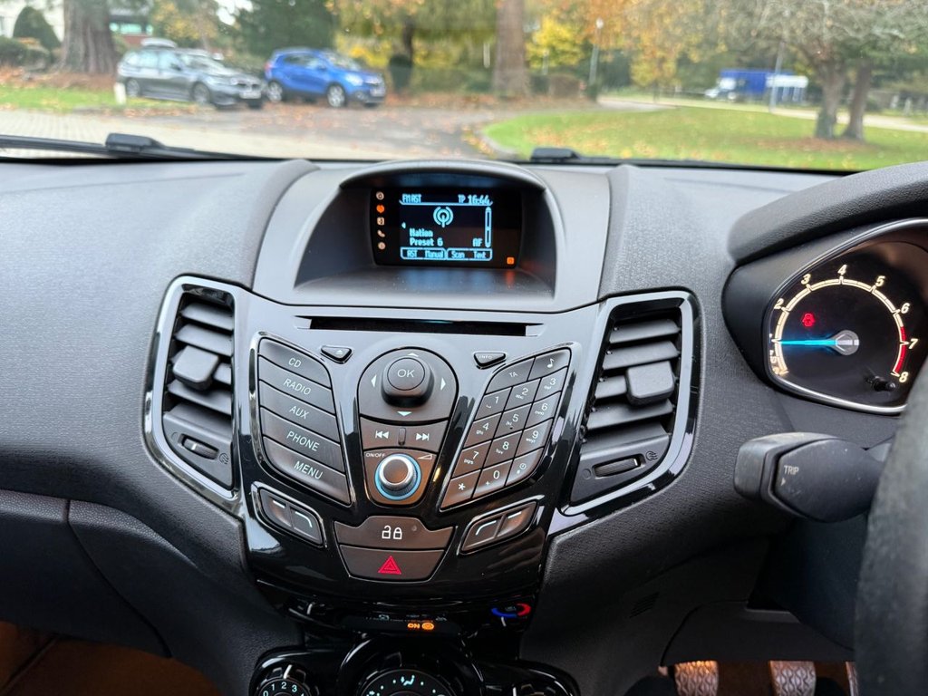 Used Ford Fiesta 2013 for sale - 76470439: Photo 25