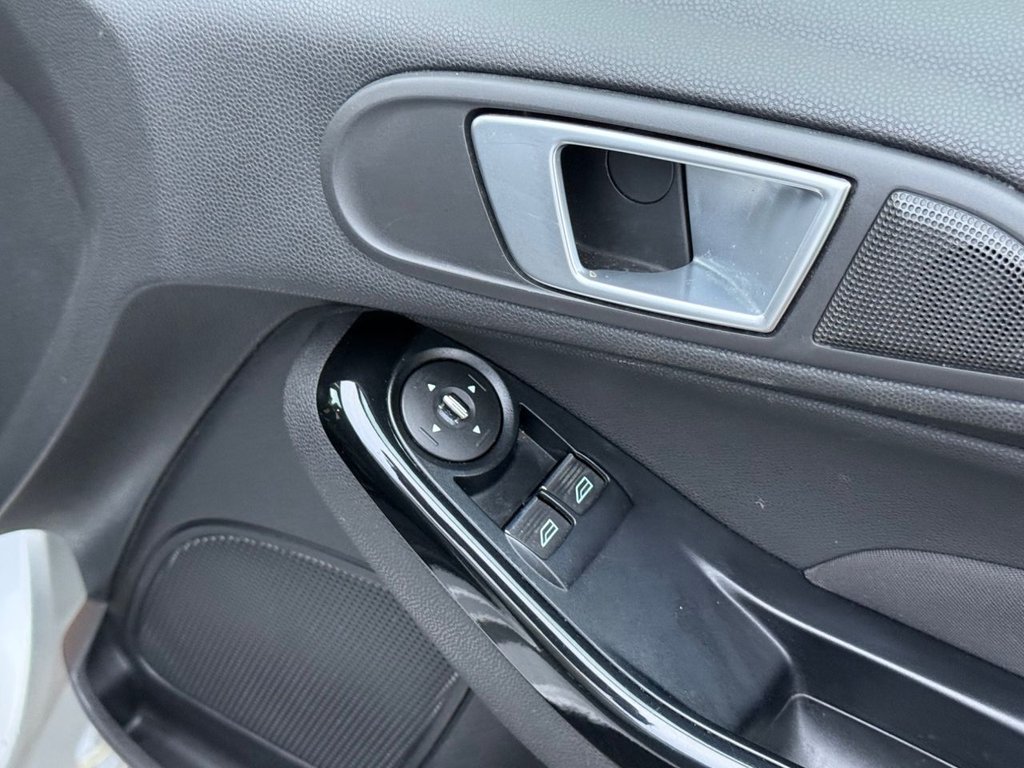 Used Ford Fiesta 2013 for sale - 76470439: Photo 28