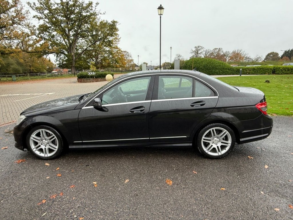 Used Mercedes-Benz C Class 2008 for sale - 76535843: Photo 10