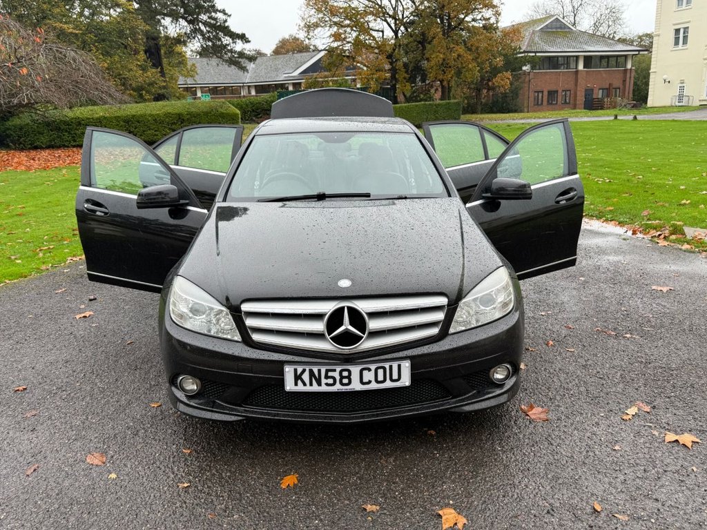 Used Mercedes-Benz C Class 2008 for sale - 76535843: Photo 15
