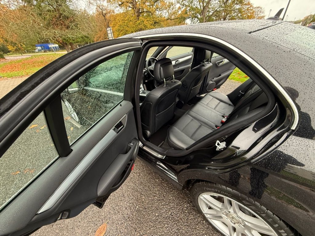 Used Mercedes-Benz C Class 2008 for sale - 76535843: Photo 22