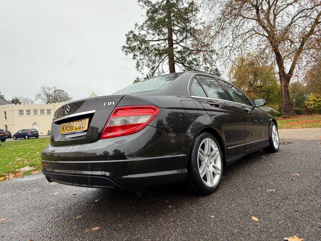 Used Mercedes-Benz C Class 2008 for sale - 76535843: Photo 6