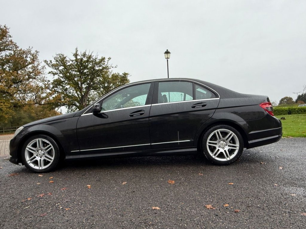 Used Mercedes-Benz C Class 2008 for sale - 76535843: Photo 9