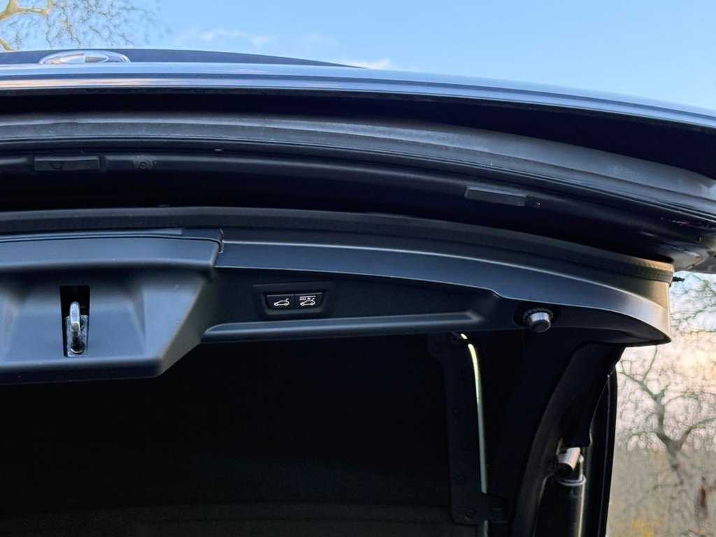 Used BMW 5 Series 2014 for sale - 76966300: Photo 21