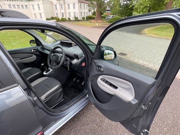 Used Citroen C3 Picasso 2012 for sale - 74721757: Photo 18