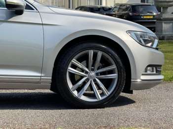 Used Volkswagen Passat 2016 for sale - 74257908: Photo