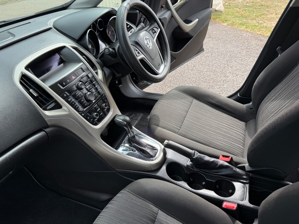 Used Vauxhall Astra 2010 for sale - 76604378: Photo 17