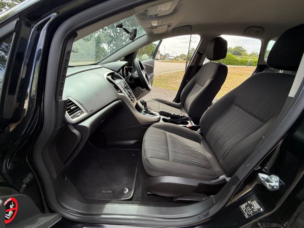 Used Vauxhall Astra 2010 for sale - 76604378: Photo 19