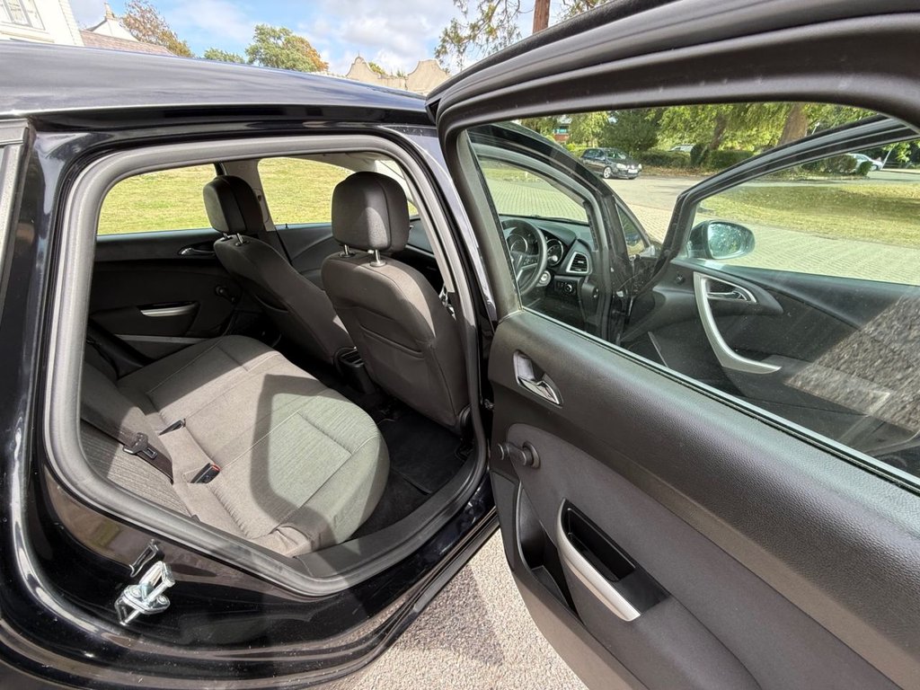 Used Vauxhall Astra 2010 for sale - 76604378: Photo 24