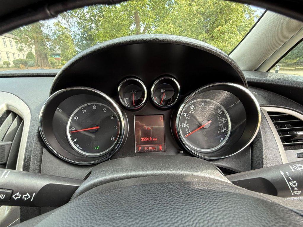 Used Vauxhall Astra 2010 for sale - 76604378: Photo 25