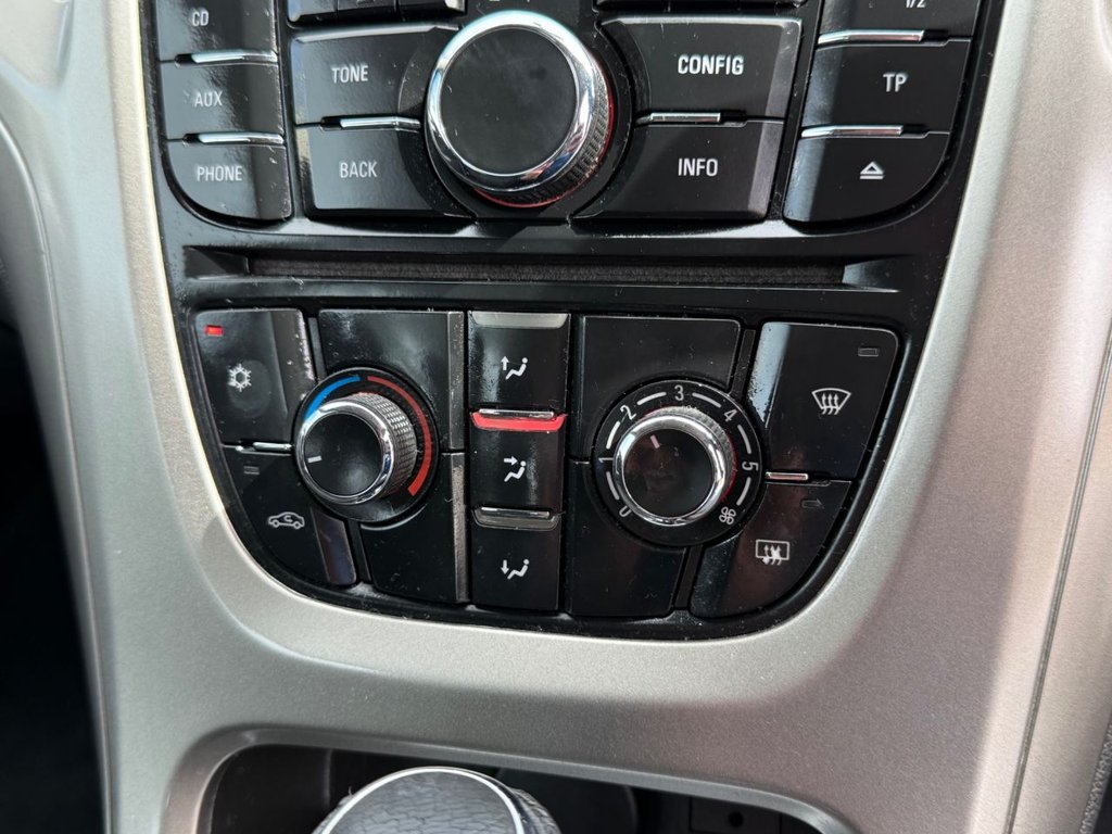 Used Vauxhall Astra 2010 for sale - 76604378: Photo 26