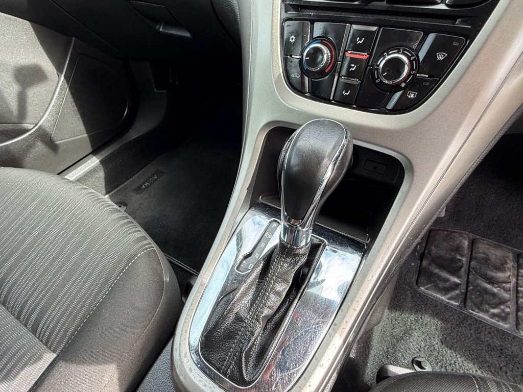 Used Vauxhall Astra 2010 for sale - 76604378: Photo 29